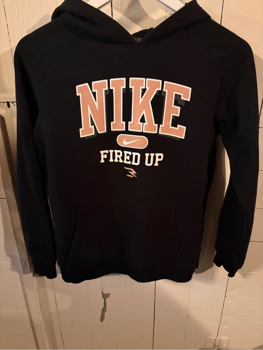 Nike boys’s Black Hoodie Sweatshirt - Fired Up Graphic